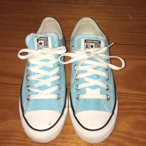 Blue Converse NWOT